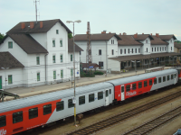 Bahnhof Sigmundsherberg und Lokomotivremise 